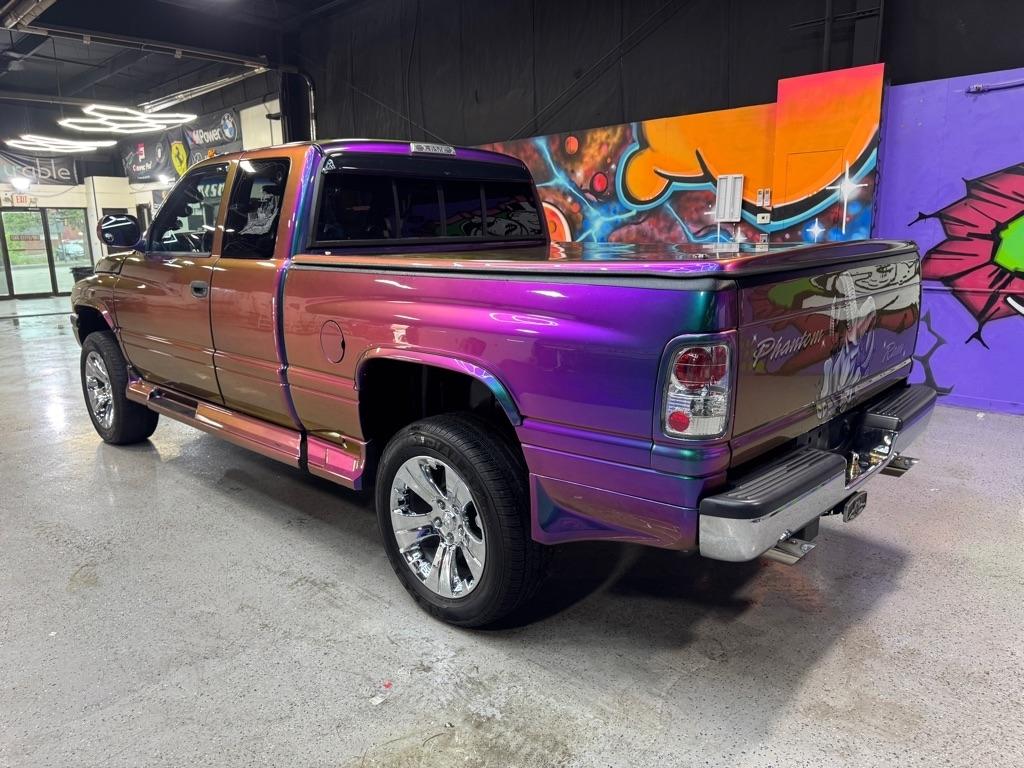 Dodge Ram 1500 ST Club Cab 6.5-ft. Bed 4WD 1997