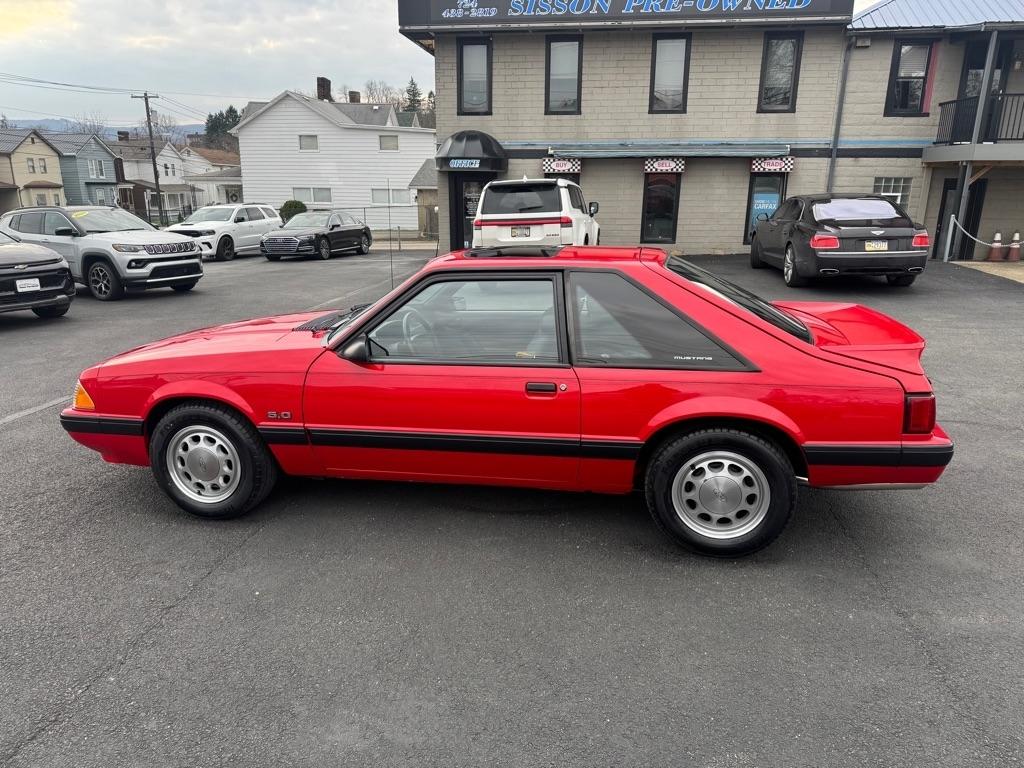 Ford Mustang LX 5.0L hatchback 1990