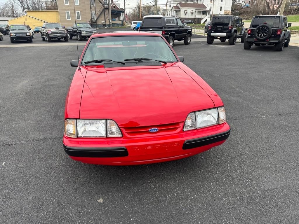 Ford Mustang LX 5.0L hatchback 1990