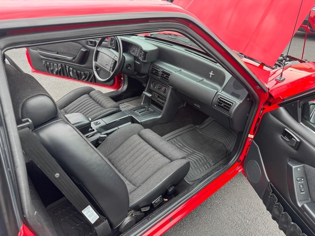 Ford Mustang LX 5.0L hatchback 1990