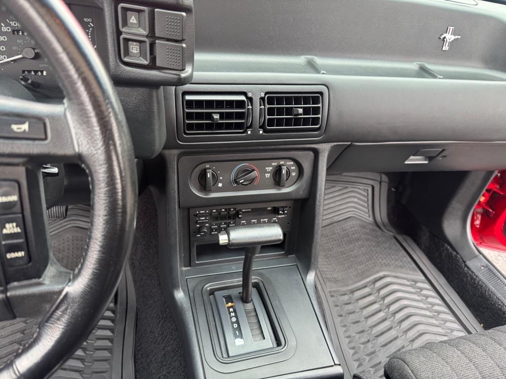 Ford Mustang LX 5.0L hatchback 1990