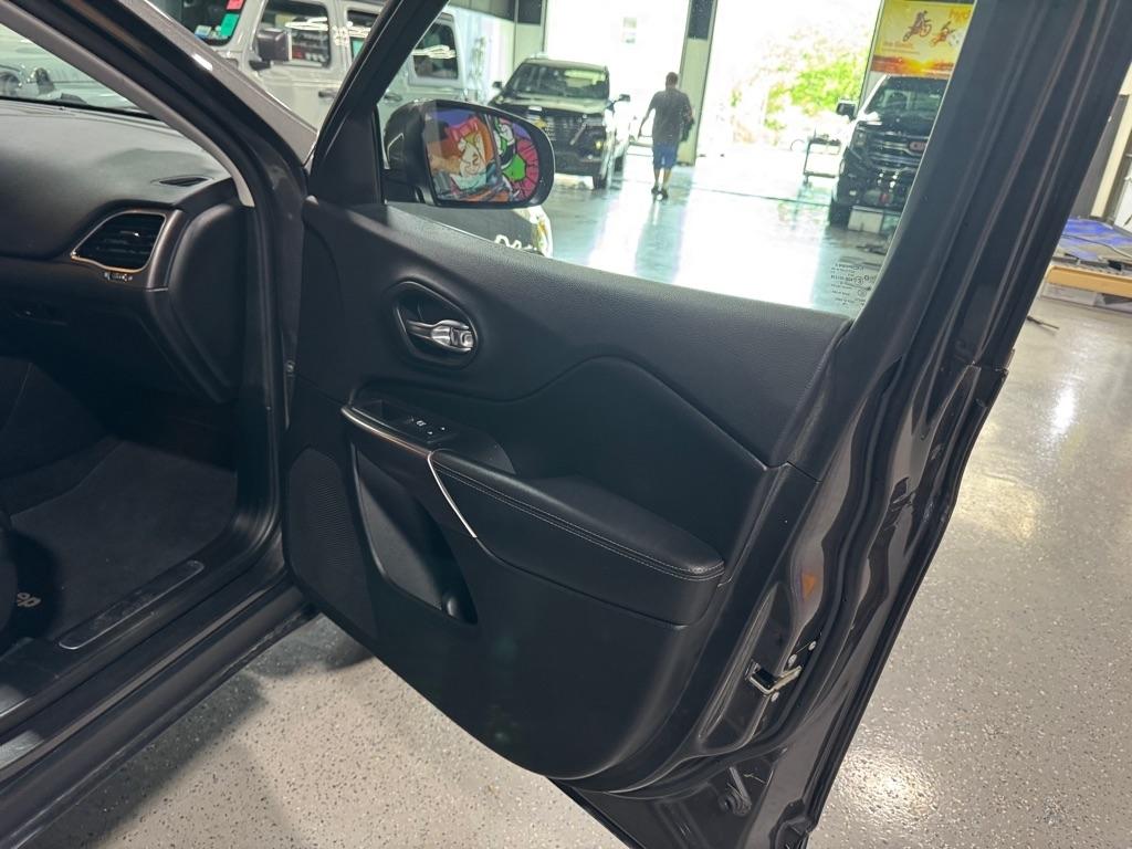 Jeep Cherokee Limited 4WD 2019