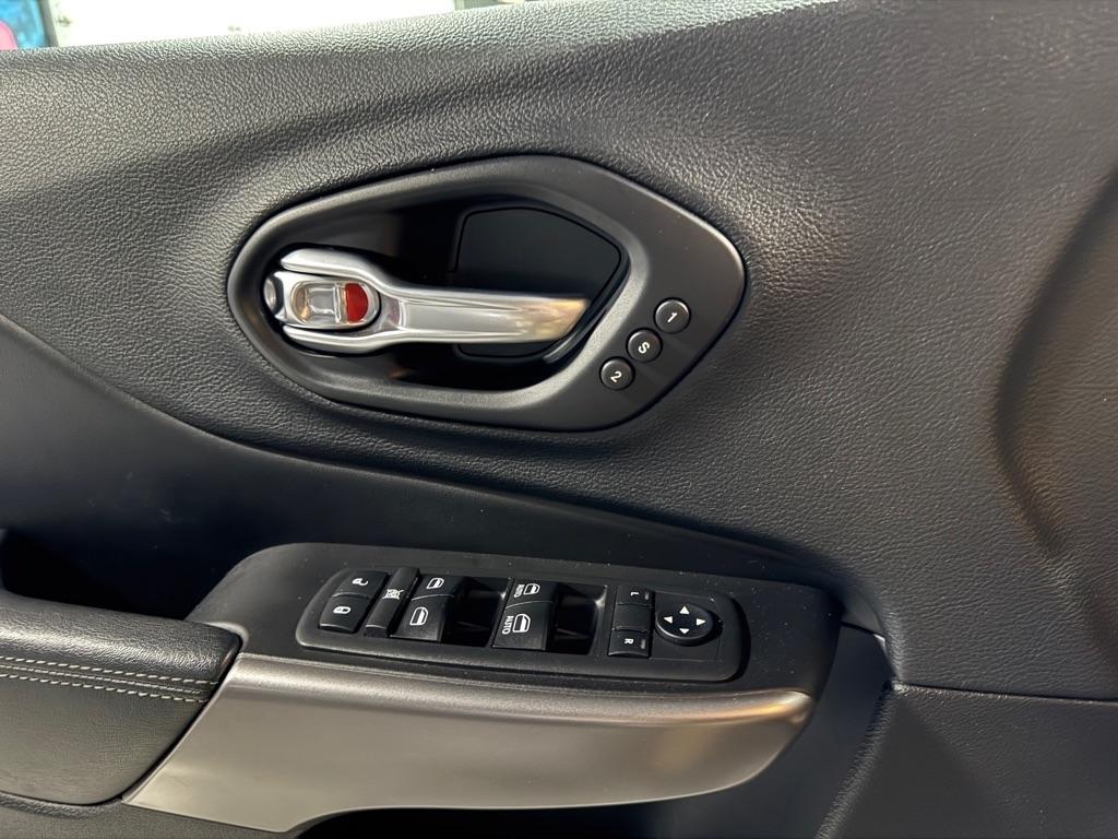 Jeep Cherokee Limited 4WD 2019