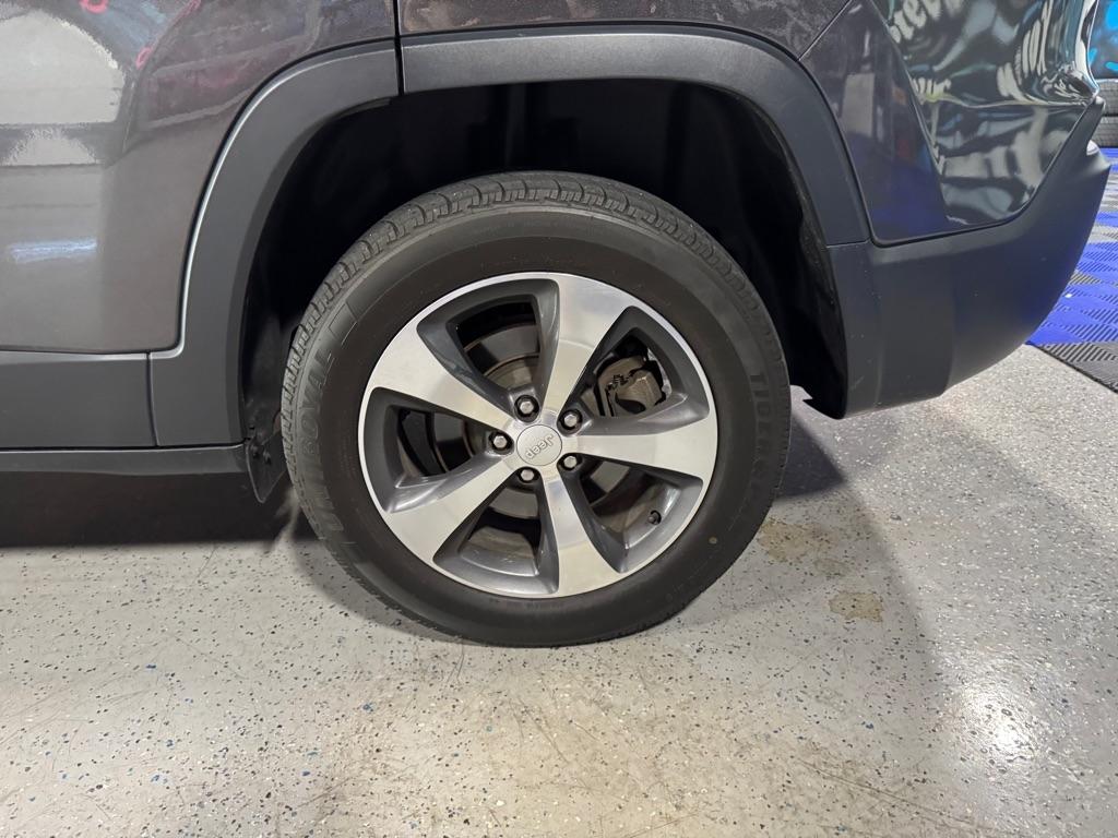 Jeep Cherokee Limited 4WD 2019