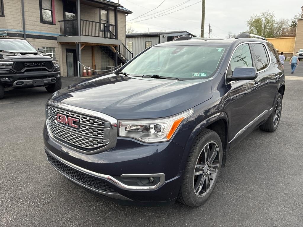 GMC Acadia Denali AWD 2018