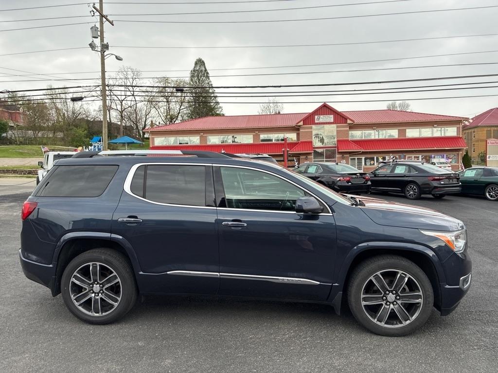 GMC Acadia Denali AWD 2018