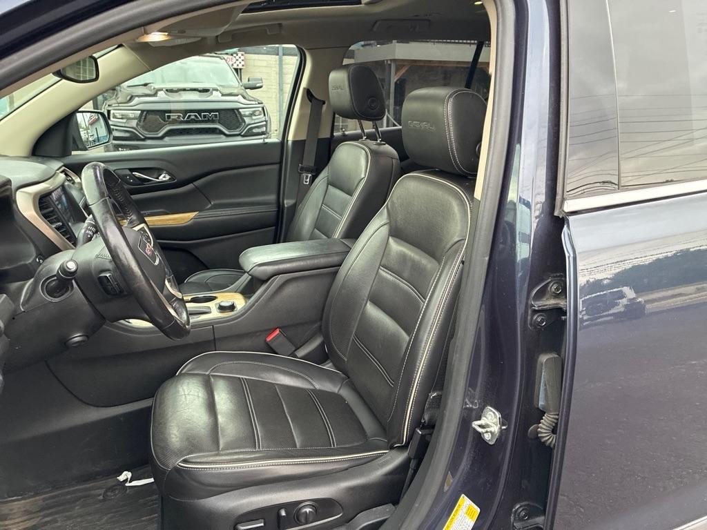GMC Acadia Denali AWD 2018