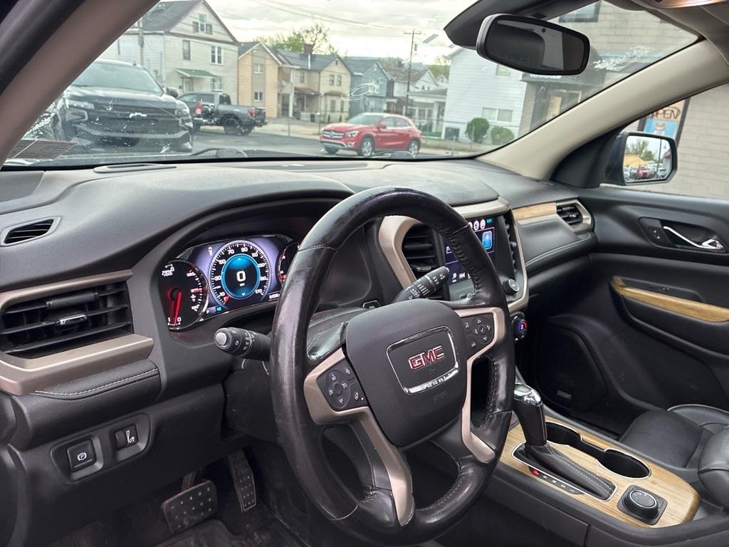 GMC Acadia Denali AWD 2018