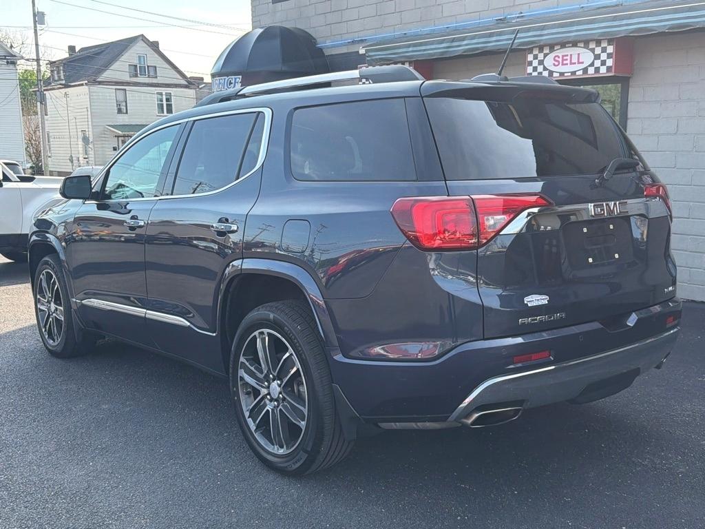 GMC Acadia Denali AWD 2018