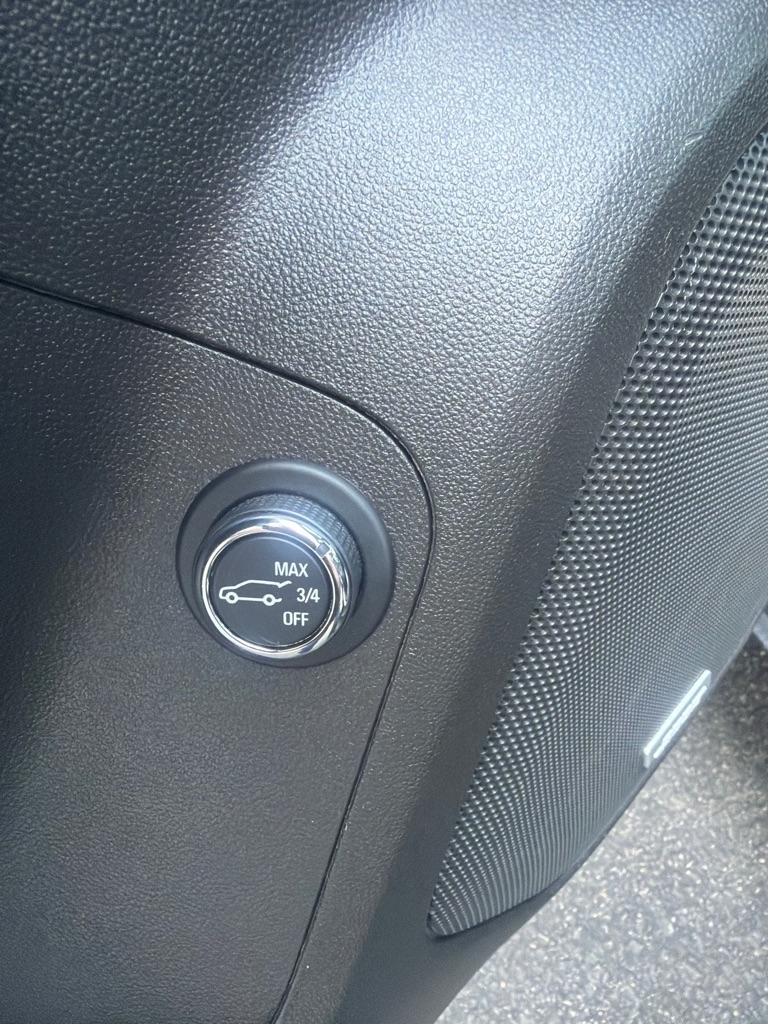 GMC Acadia Denali AWD 2018