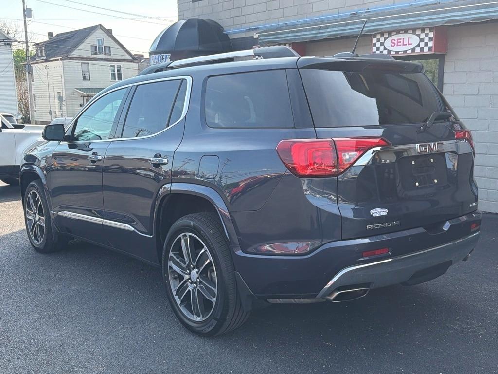 GMC Acadia Denali AWD 2018