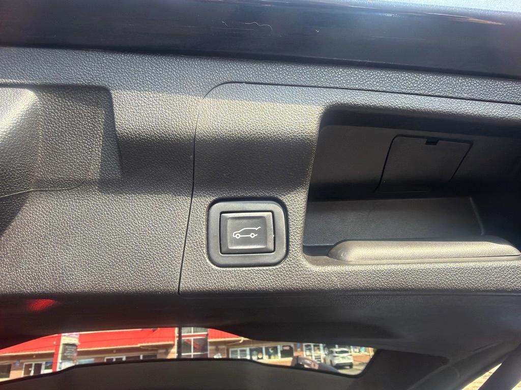 GMC Acadia Denali AWD 2018