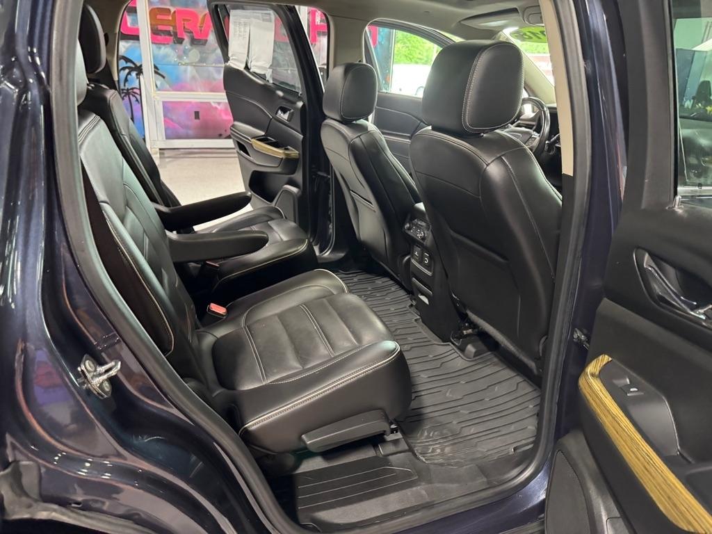 GMC Acadia Denali AWD 2018
