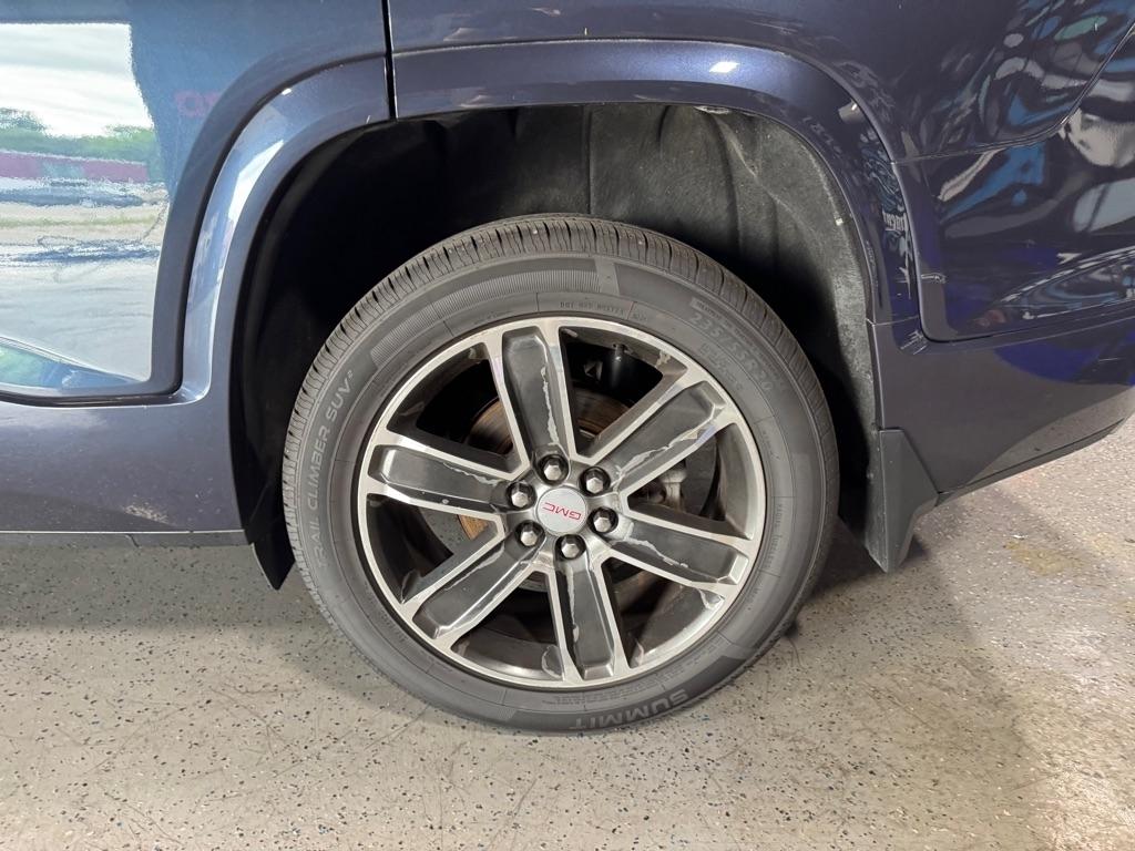 GMC Acadia Denali AWD 2018