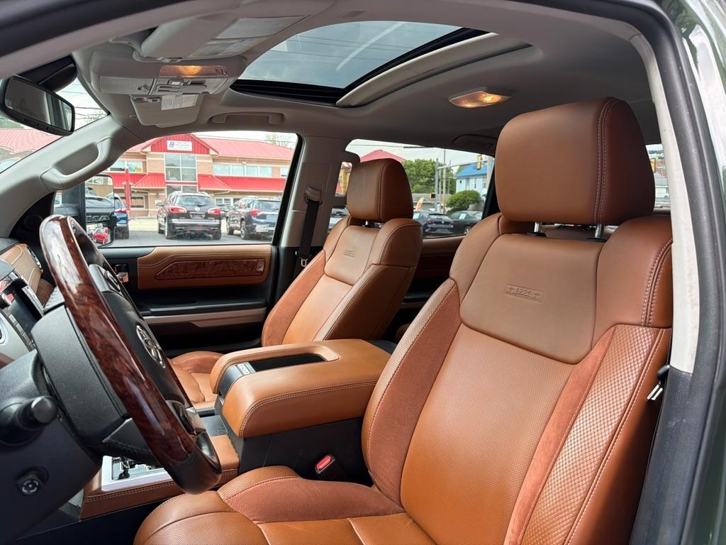 Toyota Tundra 1794 Edition CrewMax 4WD 5.7L FFV 2021