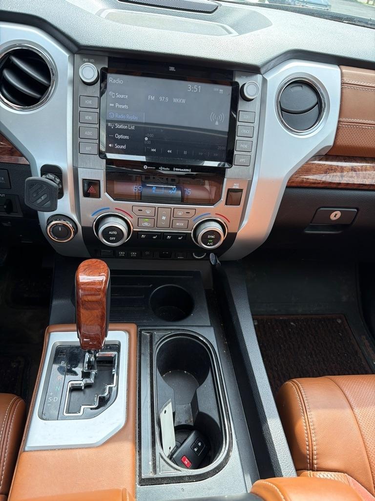 Toyota Tundra 1794 Edition CrewMax 4WD 5.7L FFV 2021