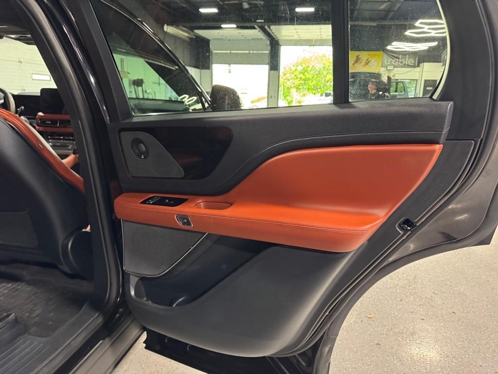 Lincoln Aviator Reserve AWD 2025