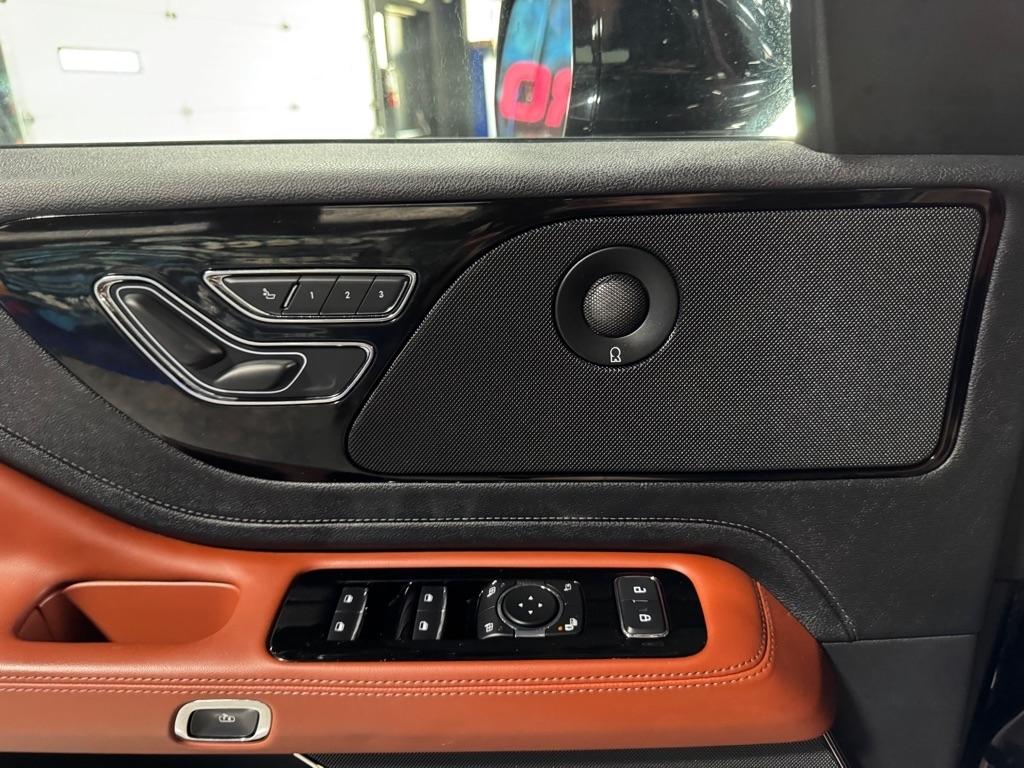 Lincoln Aviator Reserve AWD 2025