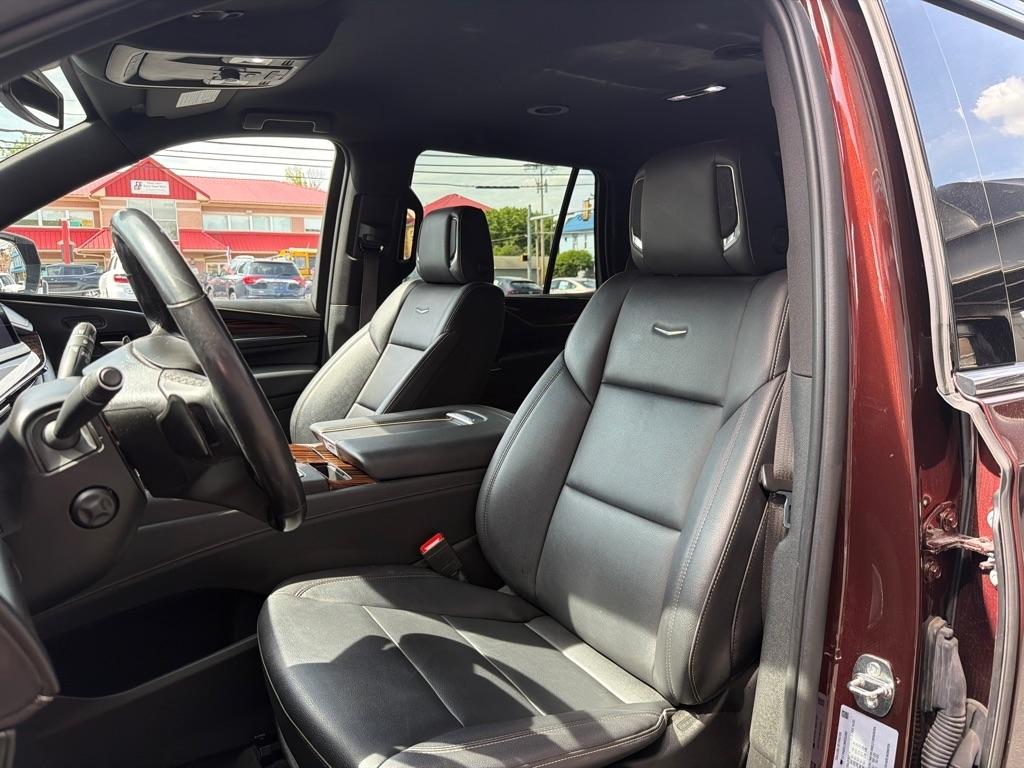 Cadillac Escalade Luxury 4WD 2022
