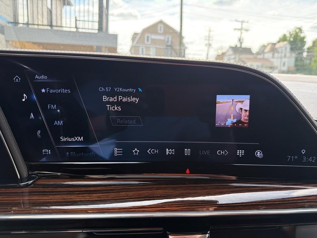 Cadillac Escalade Luxury 4WD 2022