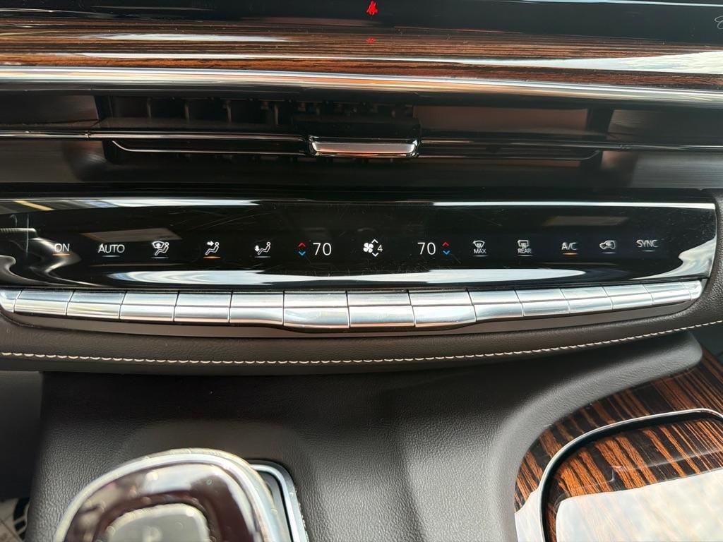 Cadillac Escalade Luxury 4WD 2022