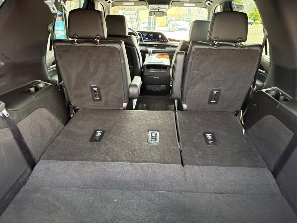 Cadillac Escalade Luxury 4WD 2022