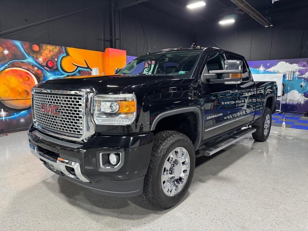 2016 GMC Sierra 4WD Crew Cab Standard Box Denali's photo