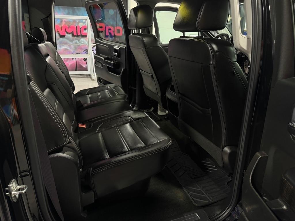 GMC Sierra 2500HD Denali Crew Cab 4WD 2016