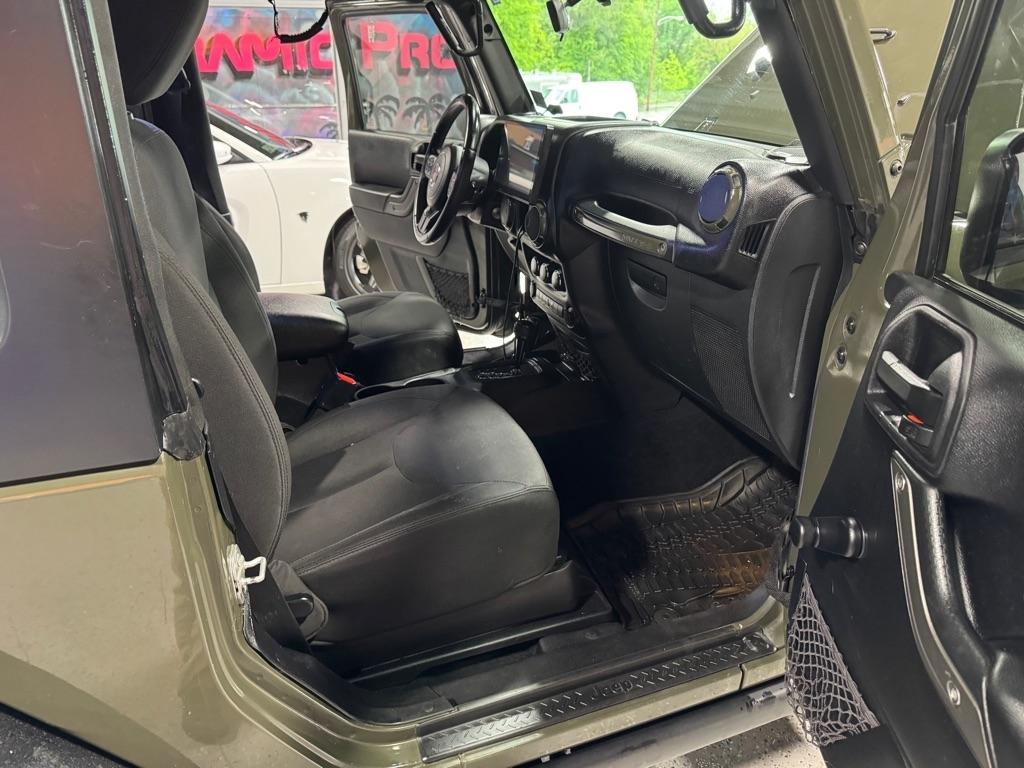 Jeep Wrangler Sport 4WD 2016