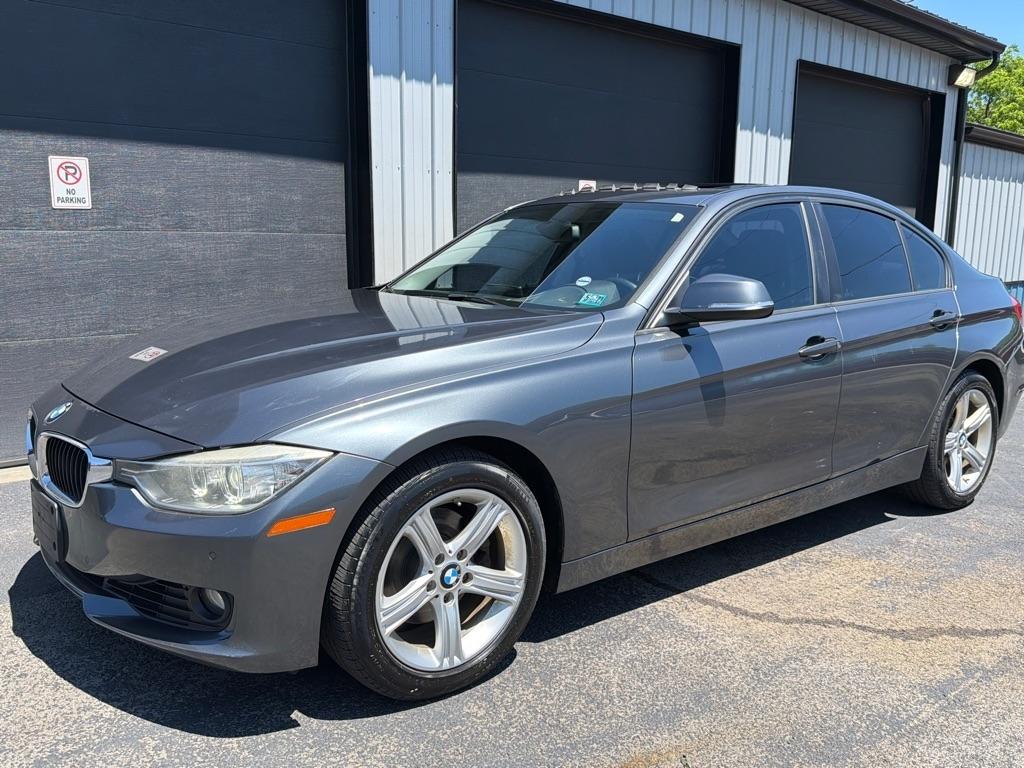 2015 BMW 3 Series 328i Sedan Sport Line's photo