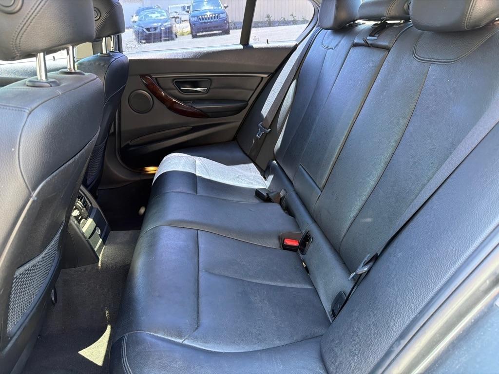 BMW 3-Series 328i Sedan 2015