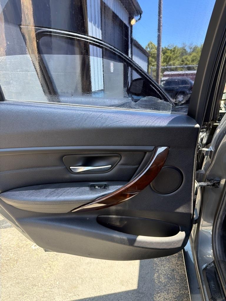 BMW 3-Series 328i Sedan 2015
