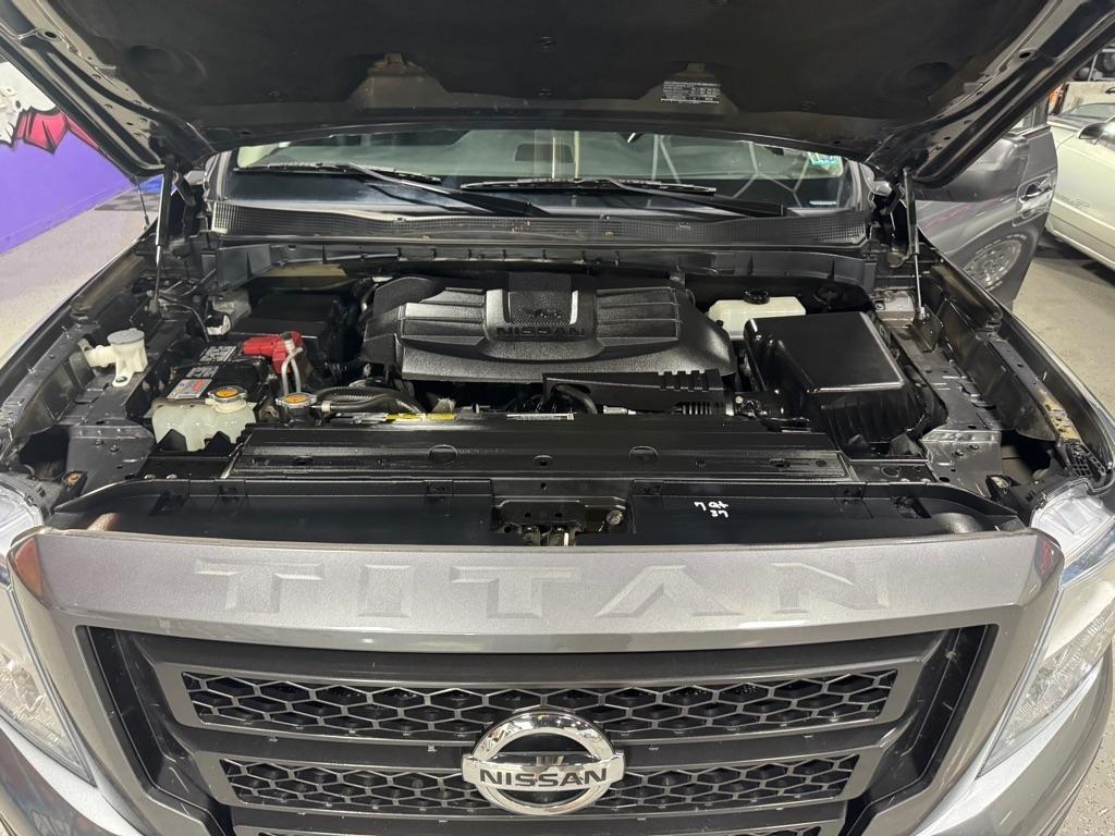 Nissan Titan SV Crew Cab 4WD 2021