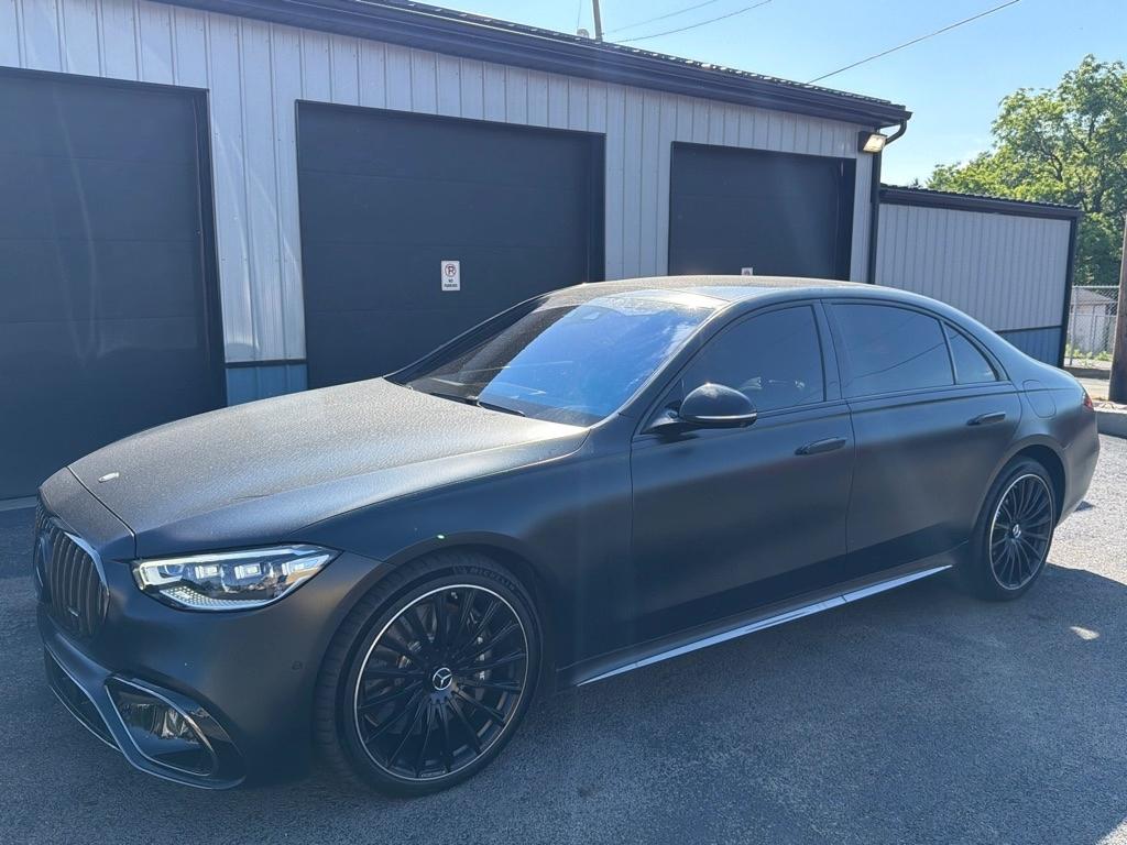 2024 Mercedes-Benz S-Class S 63 E-Performance's photo