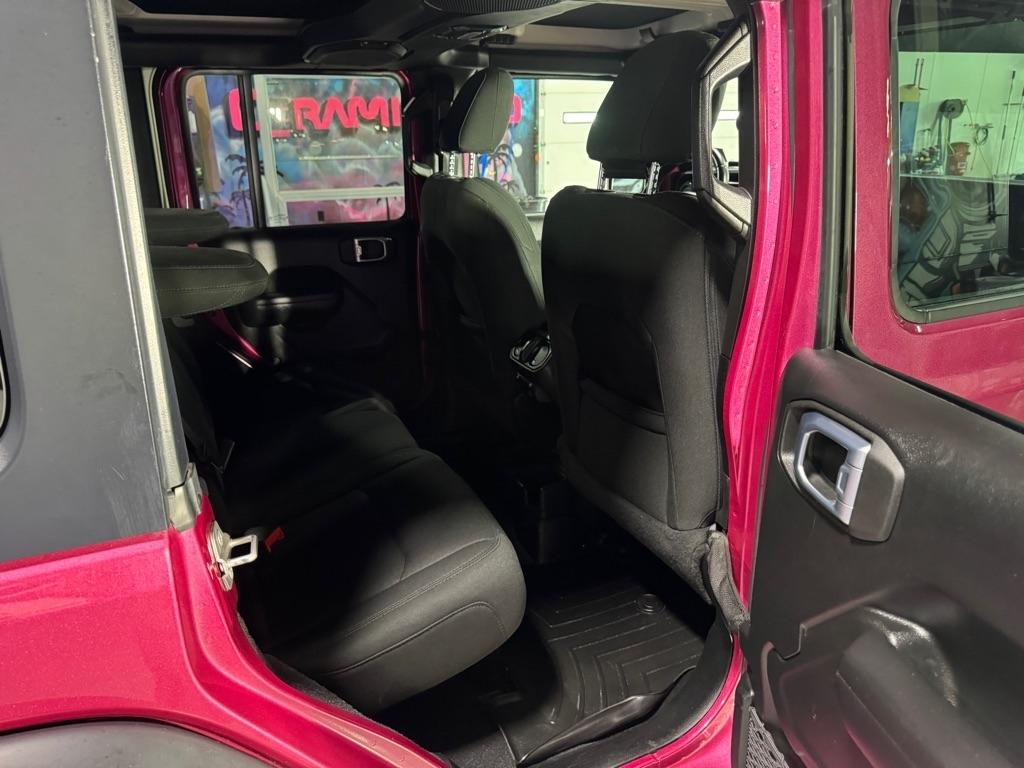 Jeep Wrangler Unlimited Sport 2021