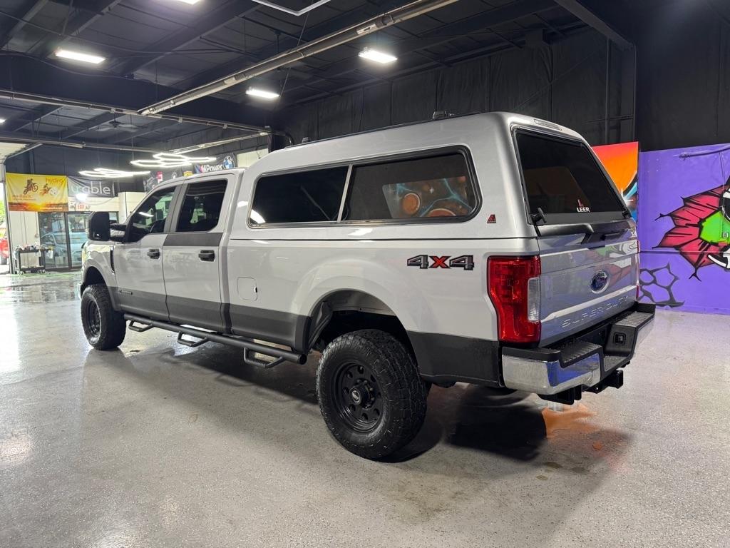 Ford F350 XL Crew Cab SRW 2018