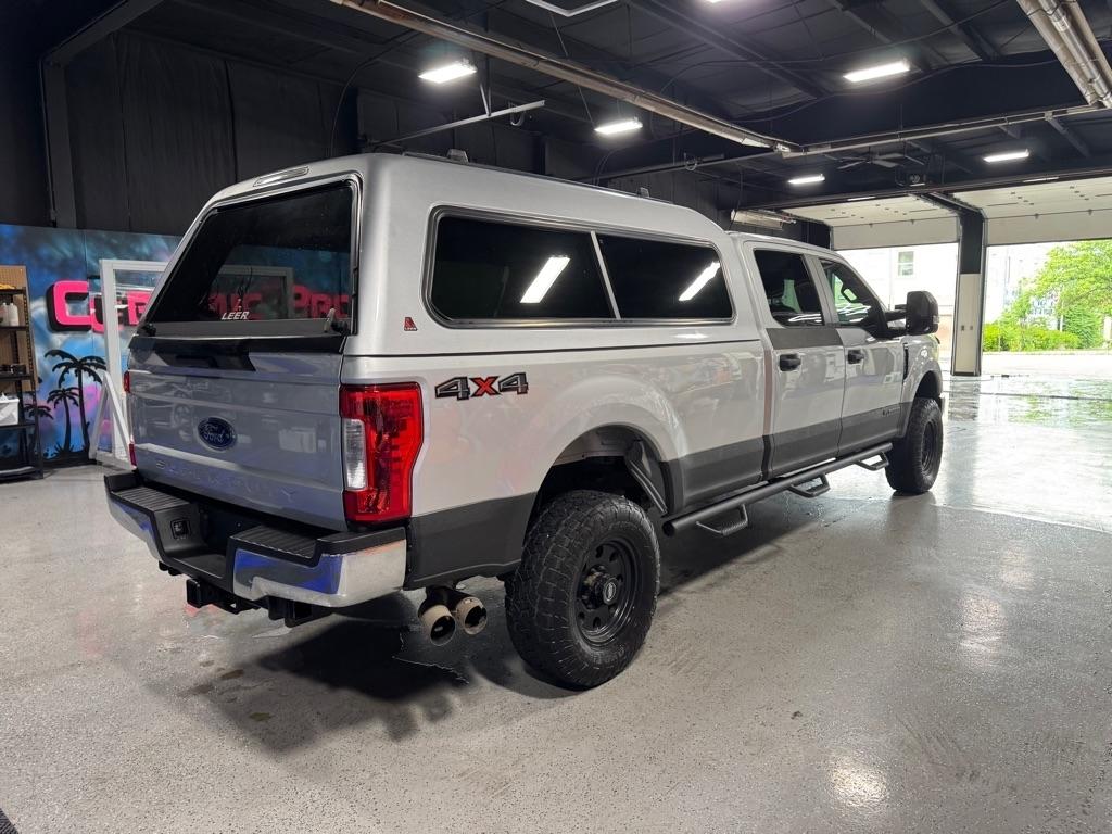 Ford F350 XL Crew Cab SRW 2018
