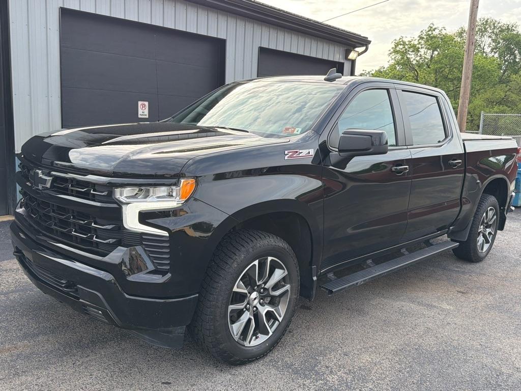 Chevrolet Silverado 1500 RST Crew Cab 4WD 2022