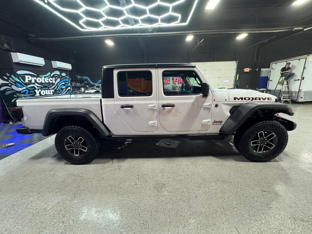 Jeep Gladiator Mojave 2026