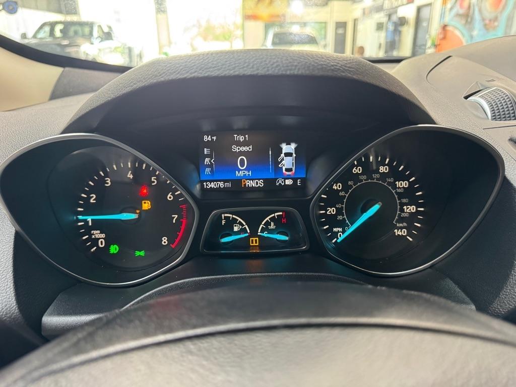 Ford Escape Titanium 4WD 2017