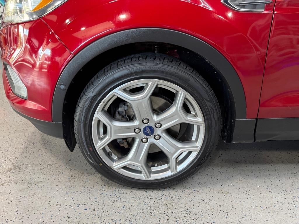 Ford Escape Titanium 4WD 2017