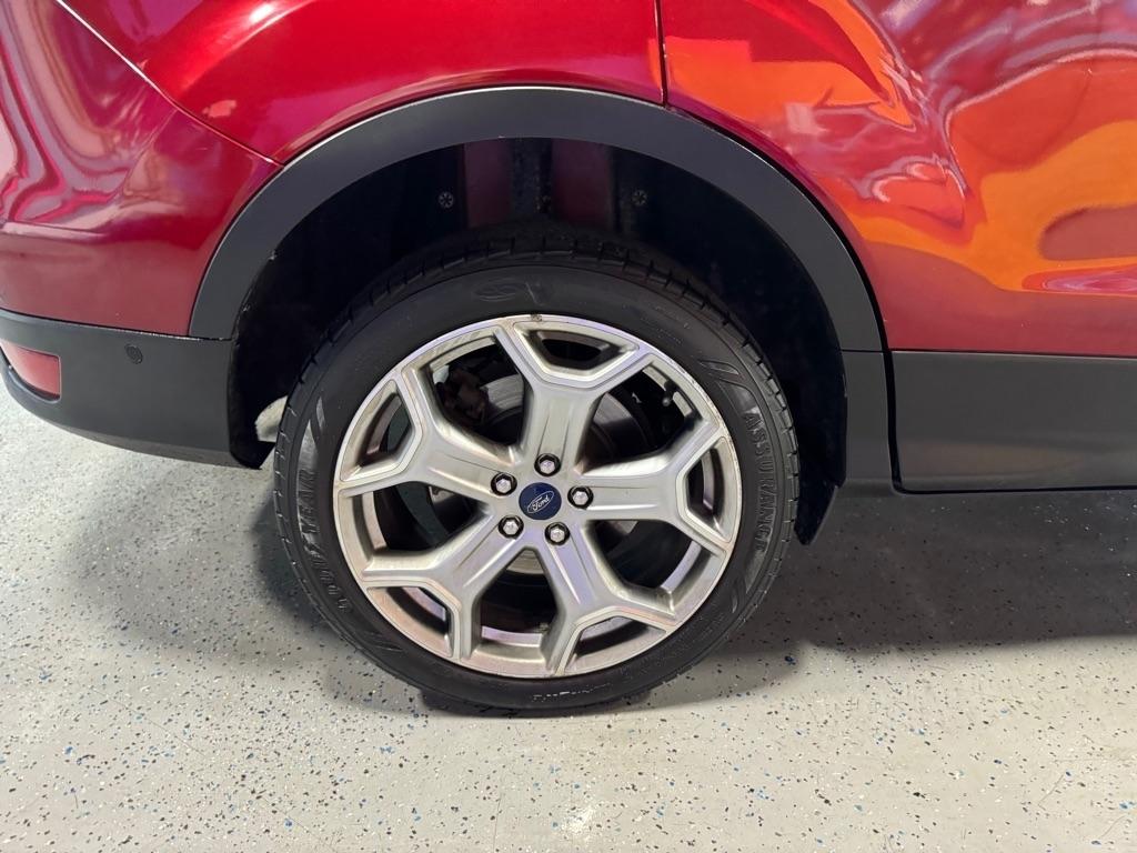 Ford Escape Titanium 4WD 2017