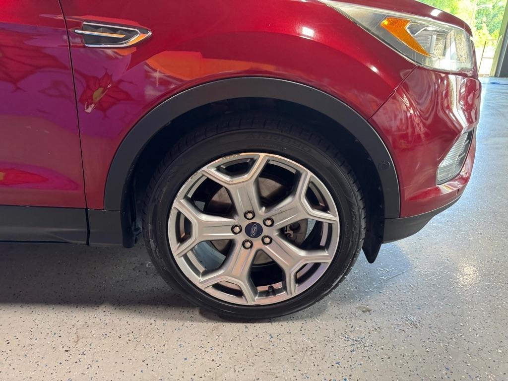 Ford Escape Titanium 4WD 2017