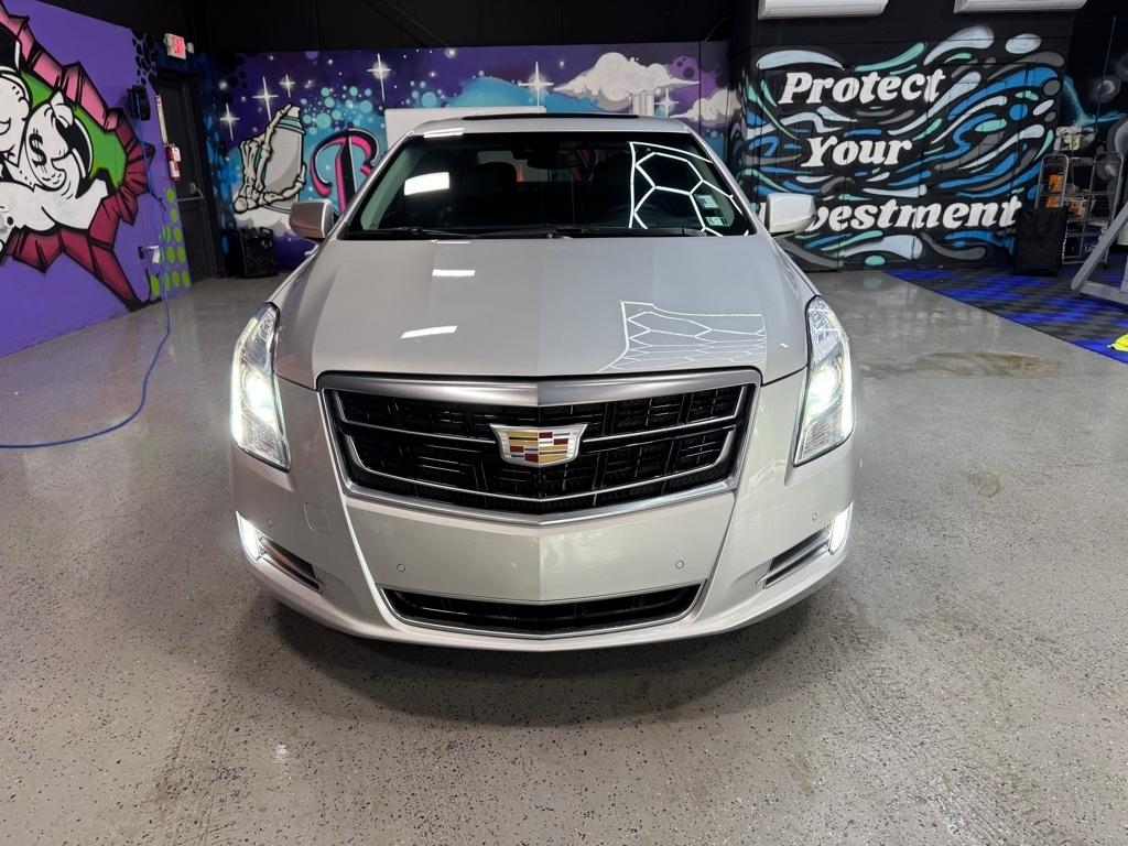 Cadillac XTS Luxury FWD 2016