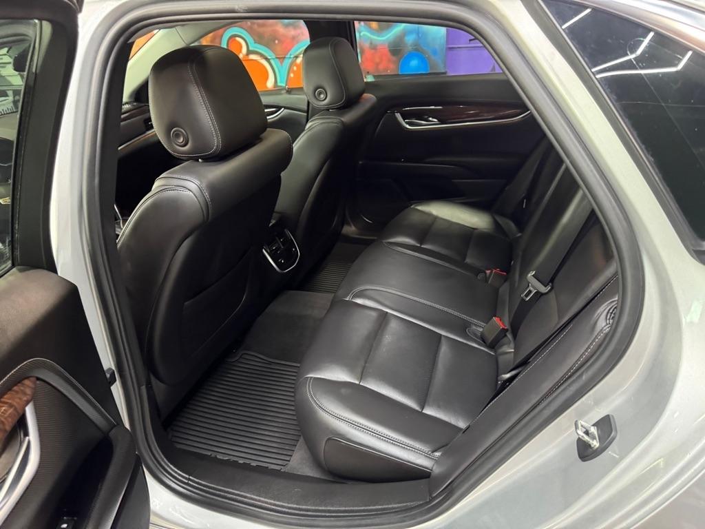 Cadillac XTS Luxury FWD 2016