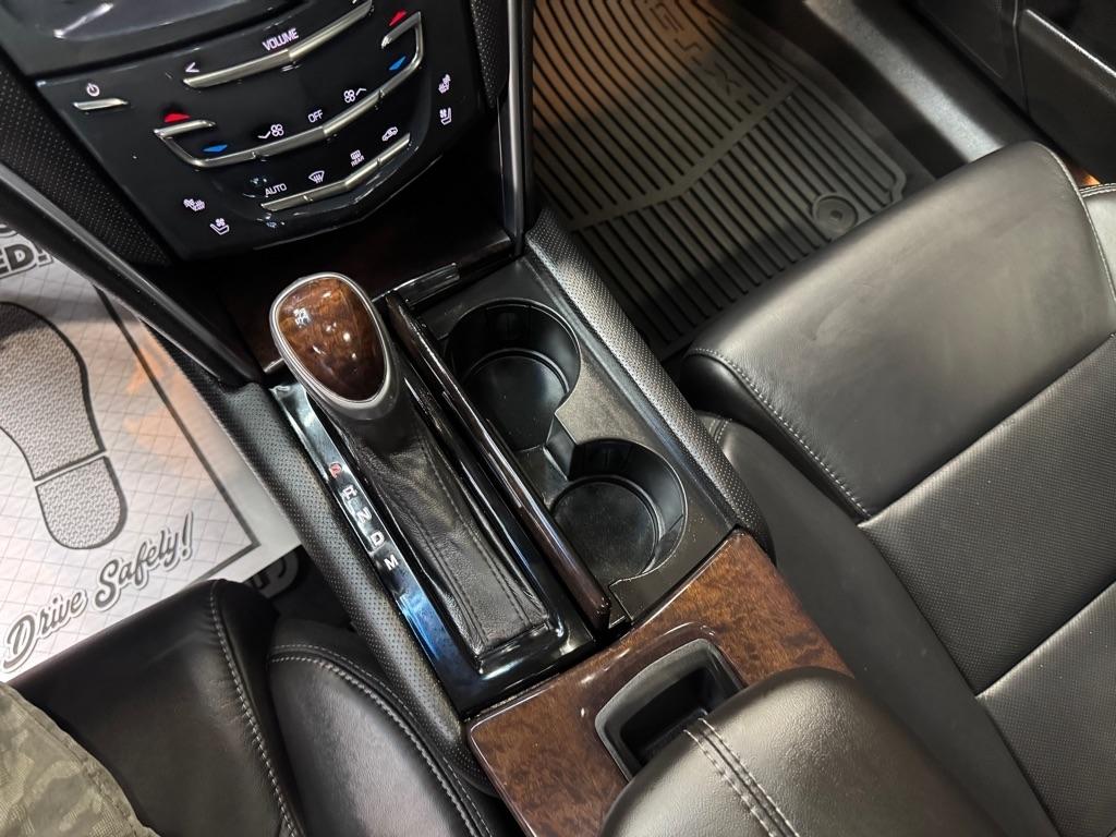 Cadillac XTS Luxury FWD 2016