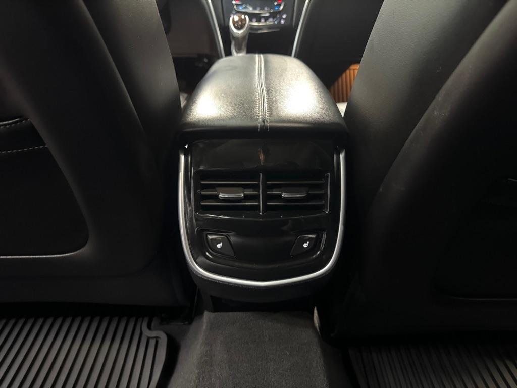 Cadillac XTS Luxury FWD 2016