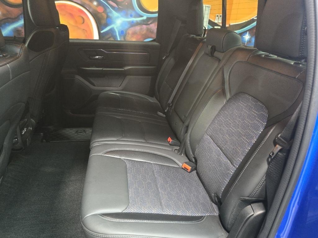 RAM 1500 Big Horn Crew Cab SWB 4WD 2023