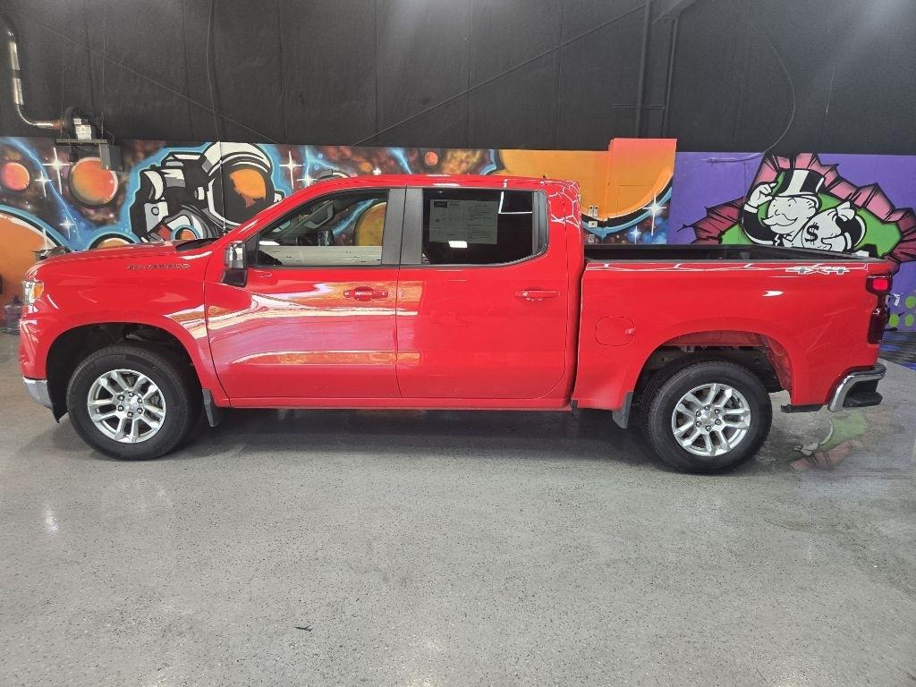 Chevrolet Silverado 1500 LT-L Crew Cab 4WD 2024