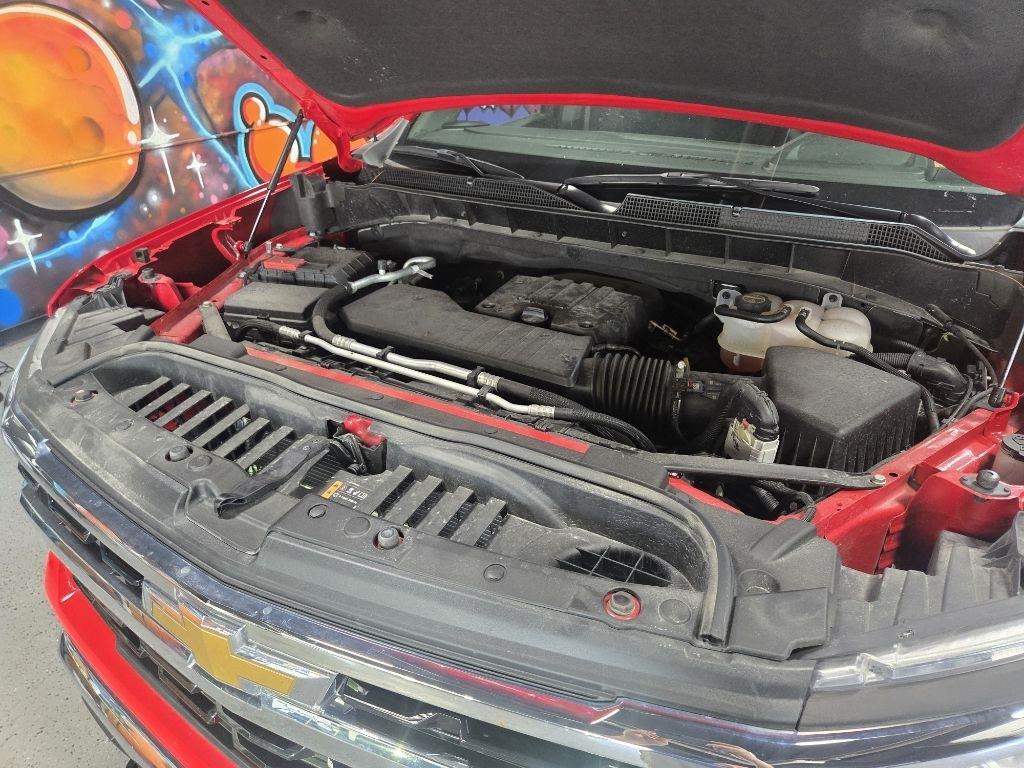 Chevrolet Silverado 1500 LT-L Crew Cab 4WD 2024
